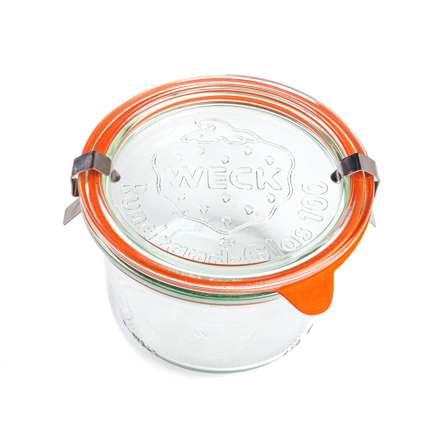 Круглая стеклянная банка Weck с прозрачной крышкой с гравировкой логотипа Weck, оранжевым силиконовым уплотнителем и металлическими зажимами, вид сверху на белом фоне.